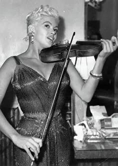 Respectful: Actress Jayne Mansfield 1933 - 1967