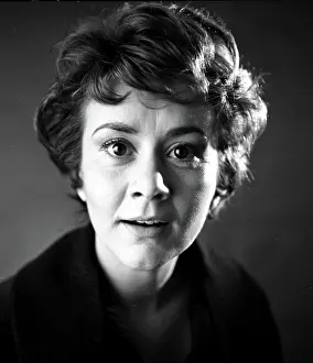 Plowright: Actress - Joan Plowright - 1960