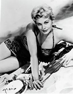 Vertigo: Actress Kim Novak 1933 -
