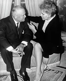 Bondage: Actress Kim Novak 1933 -