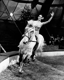 Acceptance: Actress Nancy Kwan 1939 -