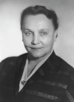 Franko: Actress N.M. Uzhviy