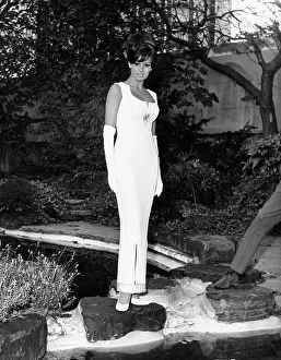 Tejada: Actress Raquel Welch 1940 -