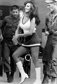 Tejada: Actress Raquel Welch 1940 -