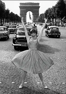 Ongoing: Actress Shirley MacLaine 1934 -