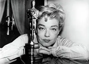 Signoret: Actress Simone Signoret 1921 - 1985