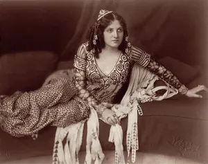 Wohlgemuth: Actress Else Wohlgemuth as Abisag in Die Sprache