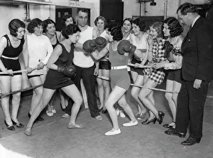 Dyer: Actresses are trained by Fred Dyer