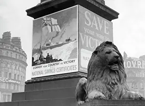 Savings: Advertisement for British government bonds, 1940