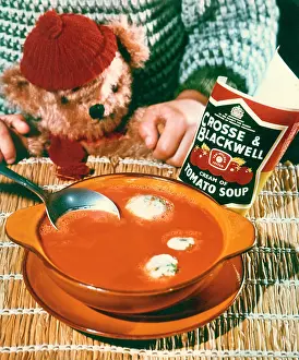 Crosse: Advertisement for Crosse & Blackwell soup