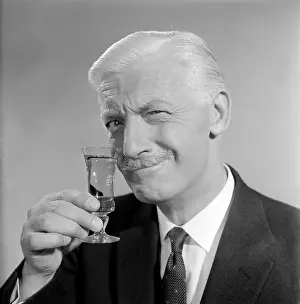 Wink: Advertisement for Emu sherry