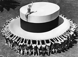 Bizzare: Advert for a hat, 1938