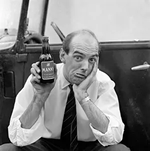 Daft: Advertisement for Manns brown ale