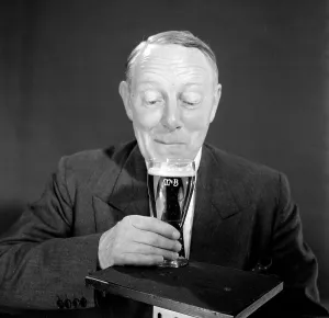 Mitchells: Advertisement for M&B Export Beer