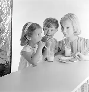 Mcvitie: Advertisement for McVitie biscuits
