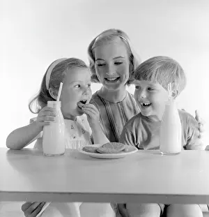 Mcvitie: Advertisement for McVitie biscuits