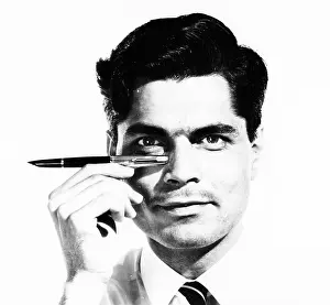 Purvis: Advertisement for Parker Pens