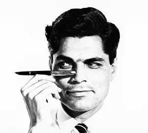 Purvis: Advertisement for Parker Pens