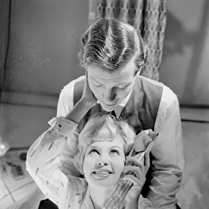 Hewson: Advertisement for Silvikrin hair products