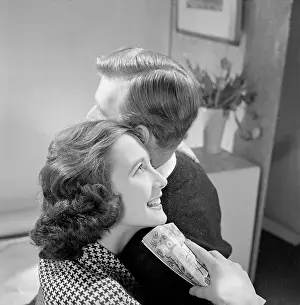 Dempster: Advertisement for Silvikrin hair products