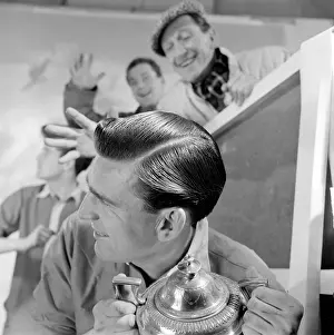 Oleary: Advertisement for Silvikrin hair products