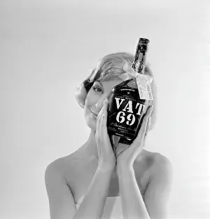 Blended: Advertisement for Vat 69 whisky