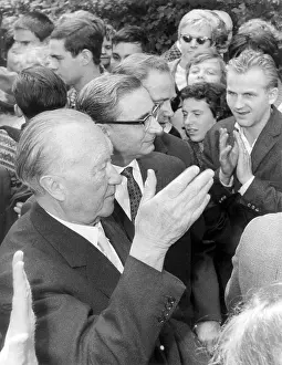 Marienfelde: Adenauer in refugee camp Marienfelde