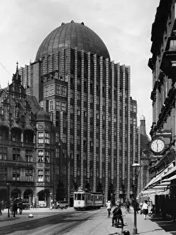 Hanoverian: The advertiser skyscraper in Hannover, 1929