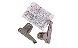 Groomed: Adjustable cuff holders