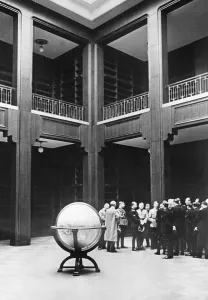 Treasurer: Administration building of the NSDAP in Munich, 1937