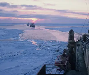 Escorting: Admiral Makarov icebreaker, 1981