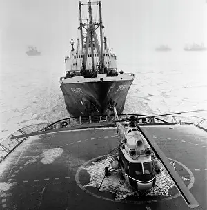 Tugboat: Admiral Makarov Icebreaker
