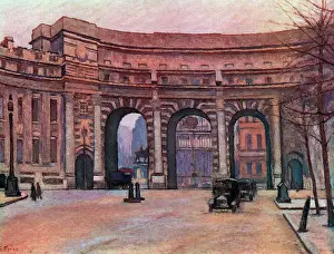 Sutro: Admiralty Arch