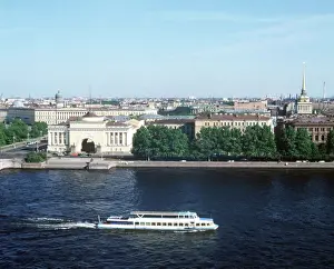 Admiralty: Admiralty Embankment, 1985
