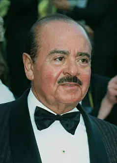 Adnan: Adnan Khashoggi