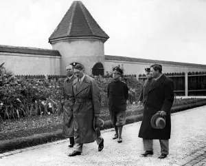 Penal: Adolf Hitler 10 years after his imprisonment, 1935