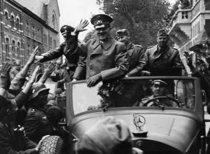 Adjutant: Adolf Hitler, 1940