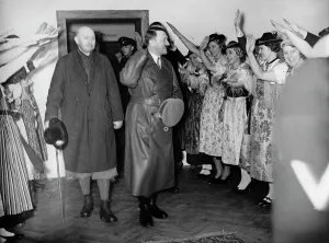 Latour: Adolf Hitler