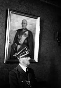 Knorr: Adolf Hitler