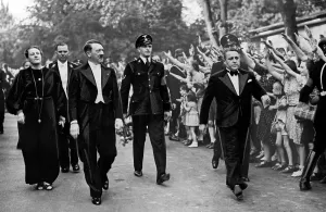 Winifred: Adolf Hitler