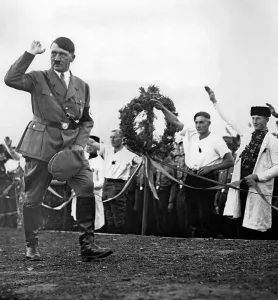 Bueckeberg: Adolf Hitler