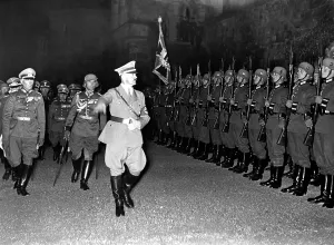 Bueckeberg: Adolf Hitler