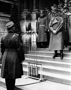 Oesterreich: Adolf Hitler
