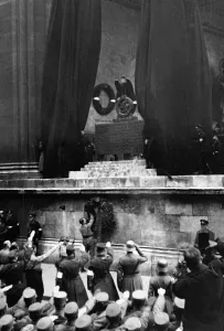 Buergerbraeu: Adolf Hitler