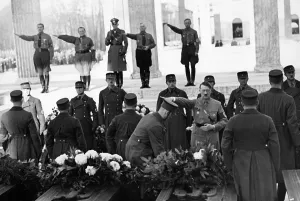 Buergerbraeu: Adolf Hitler