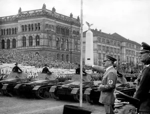 Paraden: Adolf Hitler