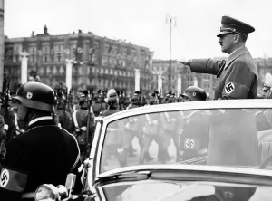 Paraden: Adolf Hitler