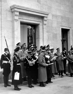 Geburtstage: Adolf Hitler