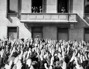 Wilhelms: Adolf Hitler on his 51. birthday, 1940