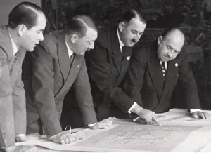 Esser: Adolf Hitler, Albert Speer and others, construction plans